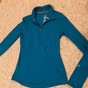 VSX Athletic top size Small